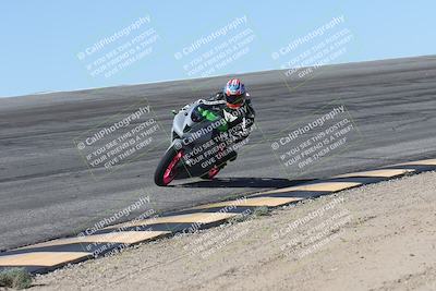 media/Oct-13-2025-Moto Forza (Mon) [[a66d839500]]/4-C Group/Session 2 (Bowl)/